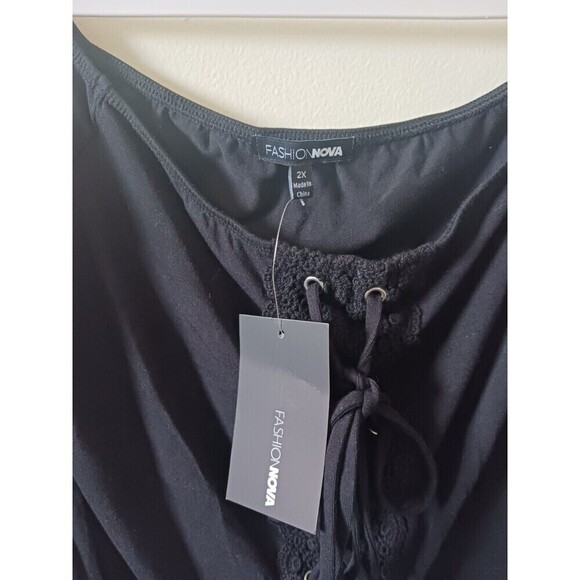 Fashion Nova Crop Top Lace Up Off The Schoulder Long Sleeve Black Size 2X NWT - Picture 4 of 6